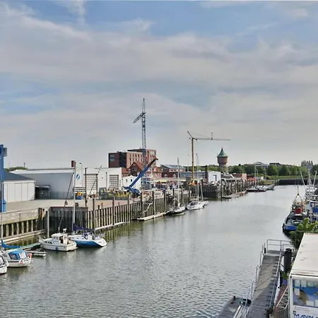 Marina, Cm16c Cuxhaven